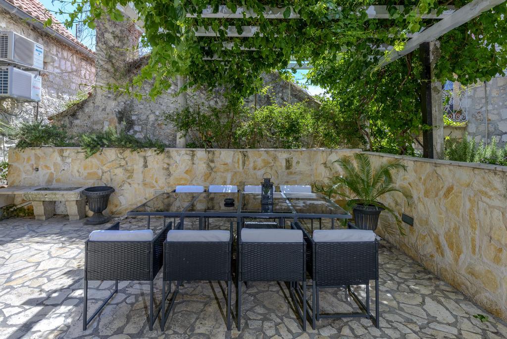 Villa Dubrovnik Old House Exterior foto